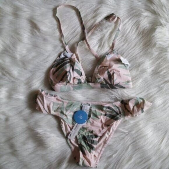 NWT Hipster Tropical Printed Bikini Set Size Medium Bathing Suit - Picture 2 of 7